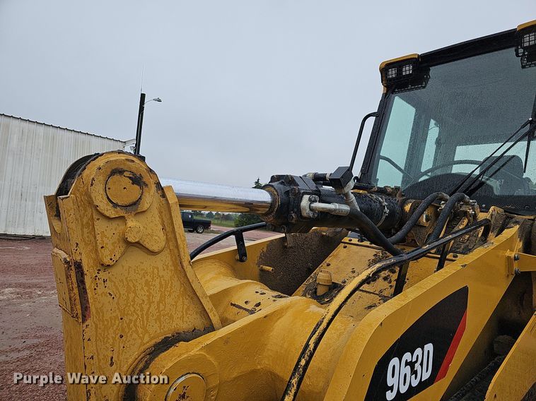 image for item MH9396 2015 Caterpillar 963D  track loader