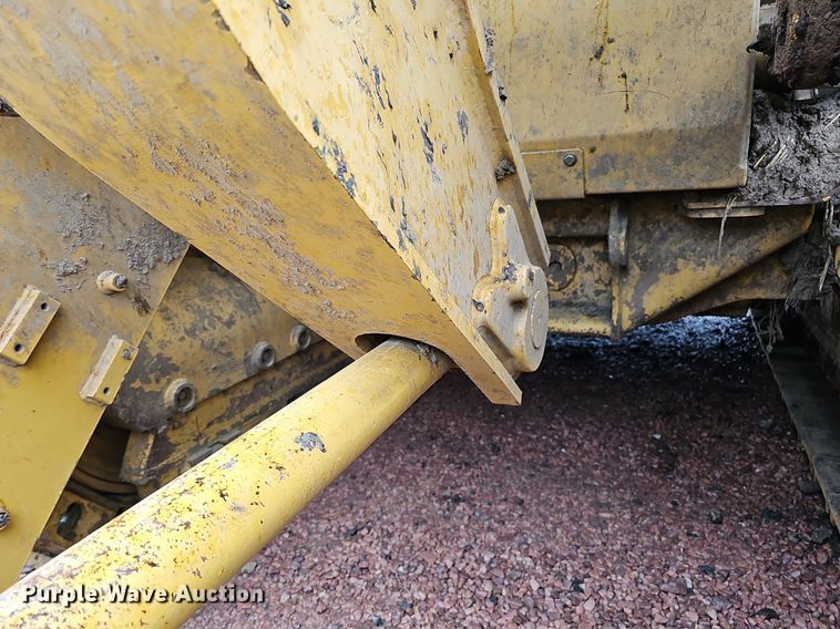 image for item MH9396 2015 Caterpillar 963D  track loader