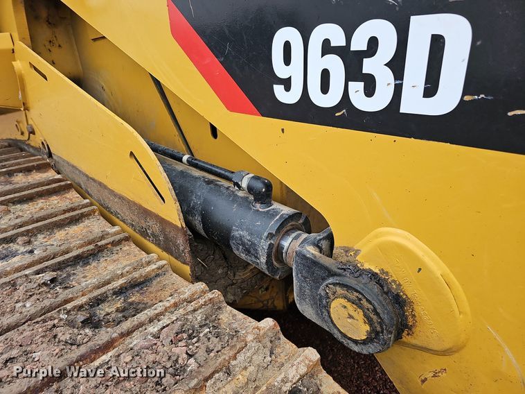 image for item MH9396 2015 Caterpillar 963D  track loader