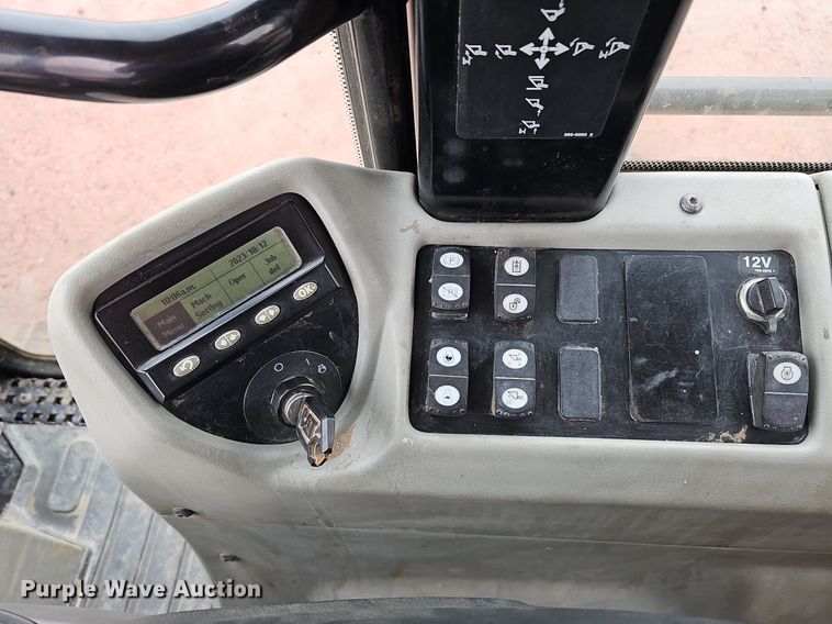 image for item MH9396 2015 Caterpillar 963D  track loader