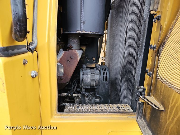 image for item MH9396 2015 Caterpillar 963D  track loader