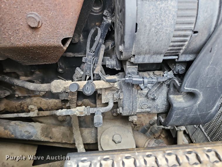 image for item MH9396 2015 Caterpillar 963D  track loader