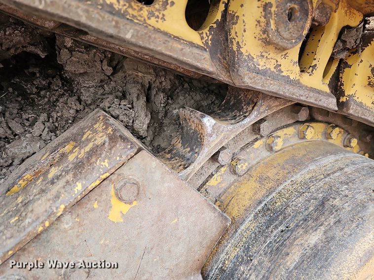 image for item MH9396 2015 Caterpillar 963D  track loader