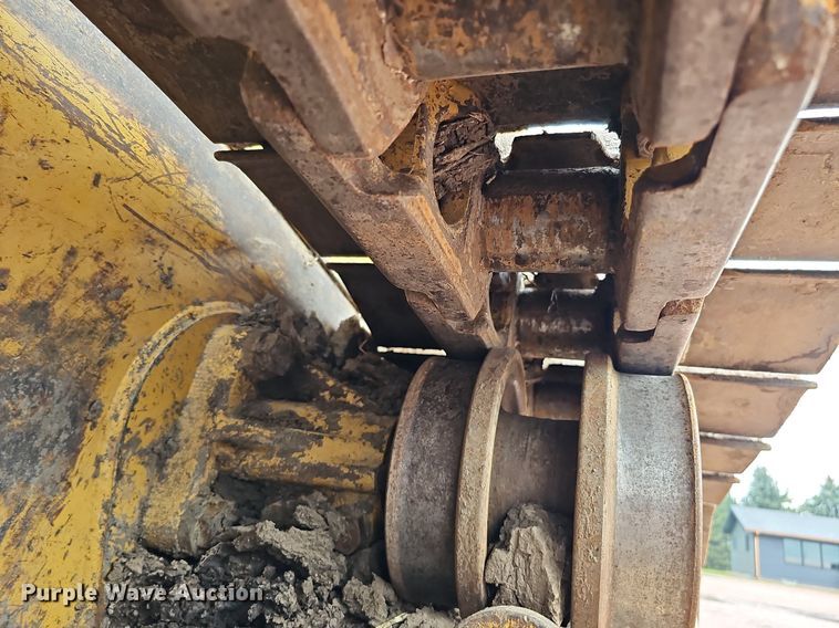 image for item MH9396 2015 Caterpillar 963D  track loader