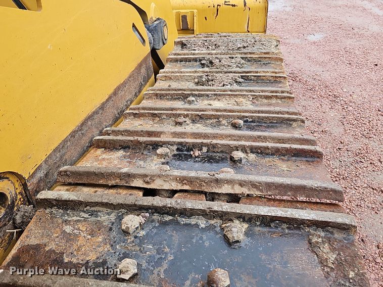 image for item MH9396 2015 Caterpillar 963D  track loader