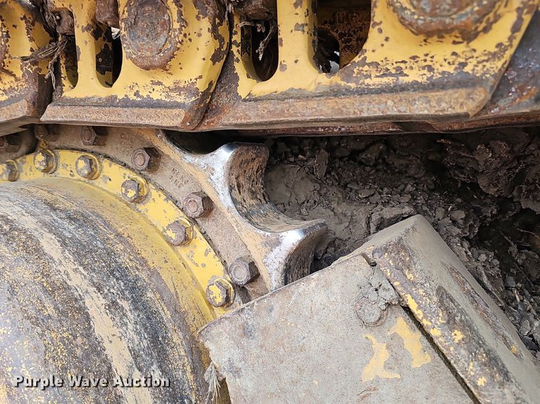 image for item MH9396 2015 Caterpillar 963D  track loader