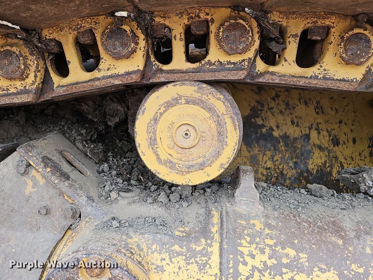 image for item MH9396 2015 Caterpillar 963D  track loader