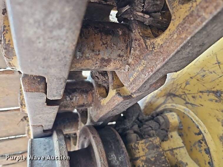 image for item MH9396 2015 Caterpillar 963D  track loader