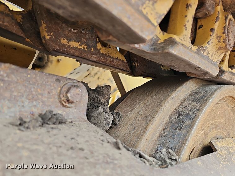 image for item MH9396 2015 Caterpillar 963D  track loader