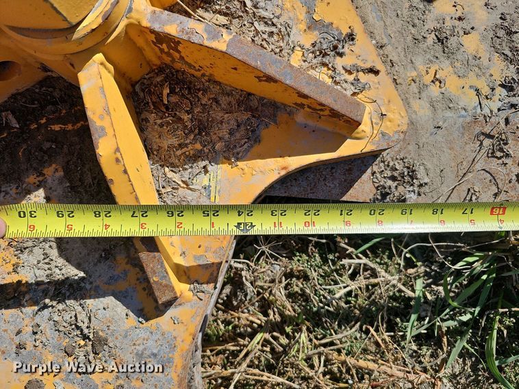 image for item MH9422 Shoule TSL 15  skid steer tree shear