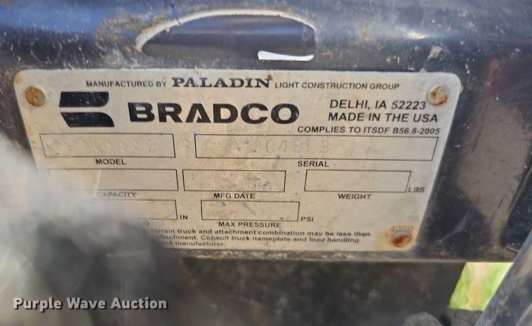 image for item MH9423 Bradco 109983  skid steer root grapple bucket