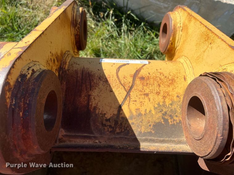 image for item MH9427 Caterpillar  42" W excavator bucket