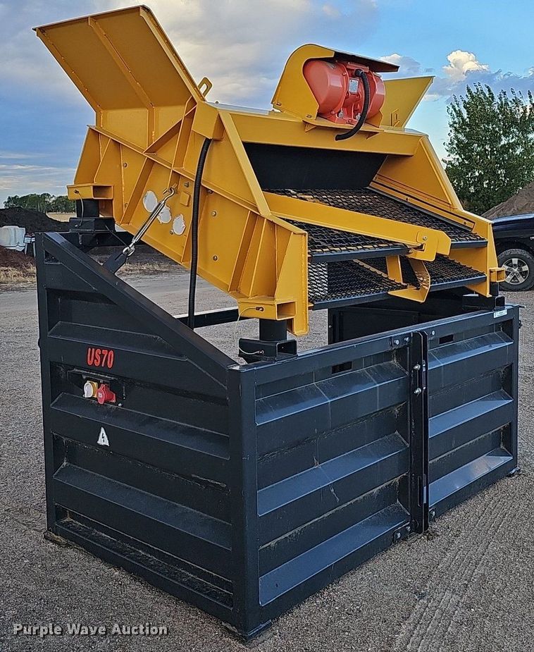 image for item MH9430 Paladin Industrial US70  vibratory screen