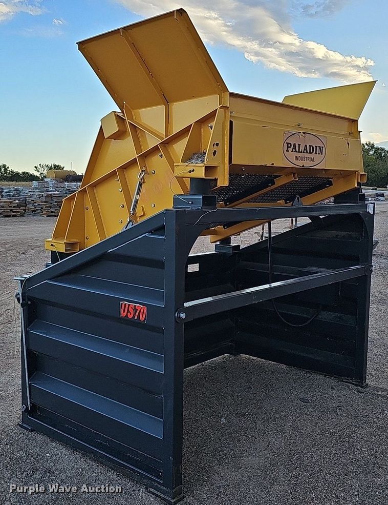 image for item MH9430 Paladin Industrial US70  vibratory screen