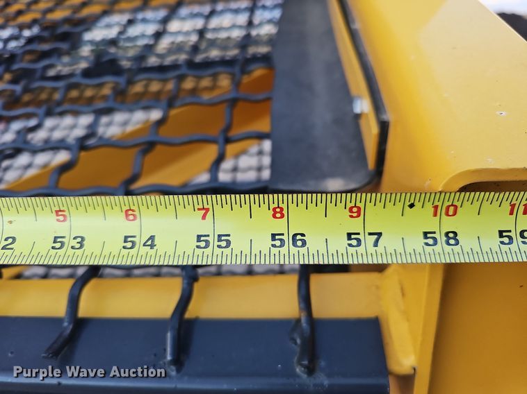 image for item MH9430 Paladin Industrial US70  vibratory screen