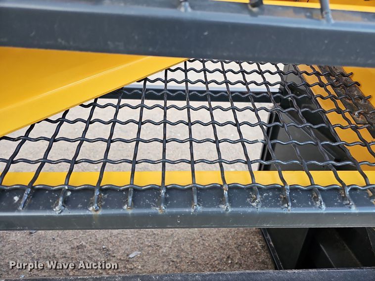 image for item MH9430 Paladin Industrial US70  vibratory screen