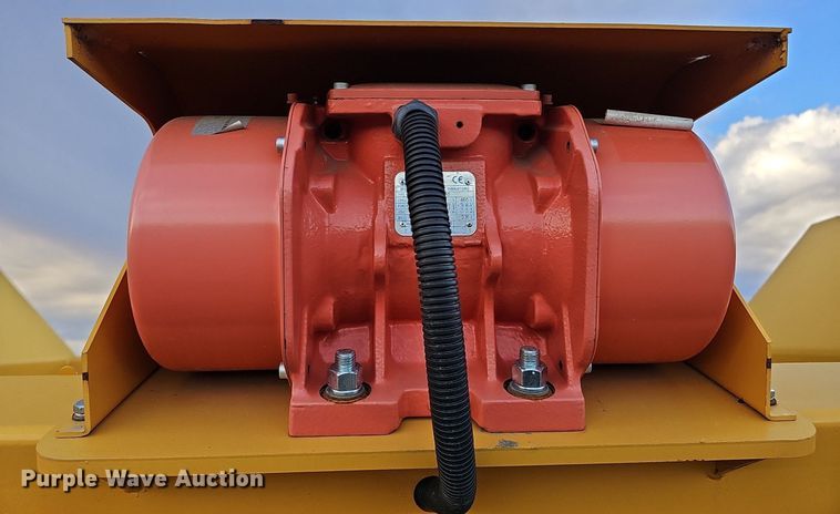 image for item MH9430 Paladin Industrial US70  vibratory screen