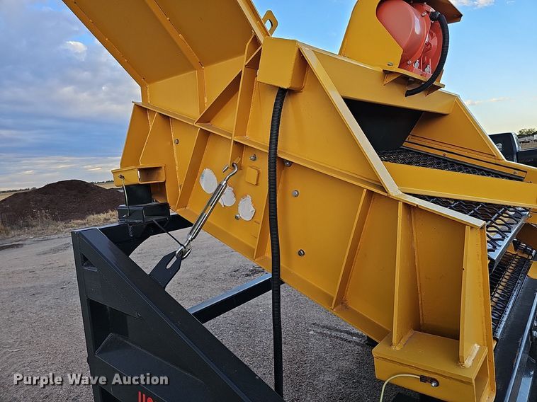 image for item MH9430 Paladin Industrial US70  vibratory screen