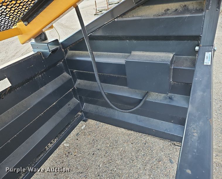 image for item MH9430 Paladin Industrial US70  vibratory screen