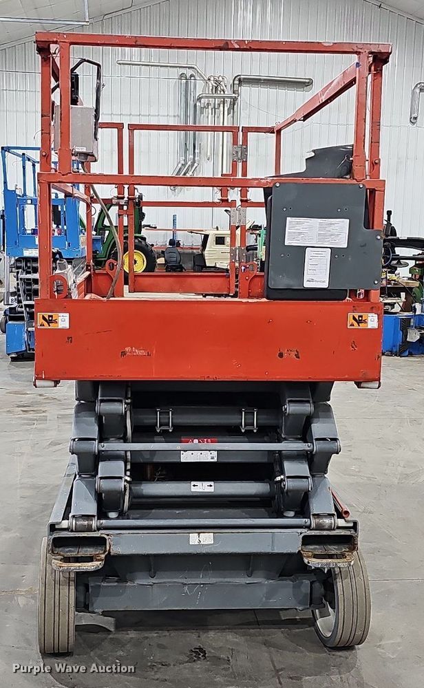 image for item MH9478 2016 Skyjack 4626  scissor lift