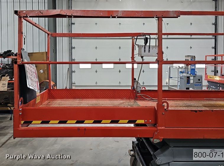 image for item MH9478 2016 Skyjack 4626  scissor lift