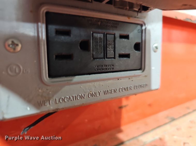 image for item MH9478 2016 Skyjack 4626  scissor lift