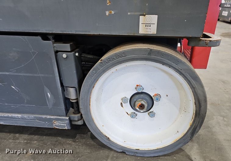 image for item MH9478 2016 Skyjack 4626  scissor lift