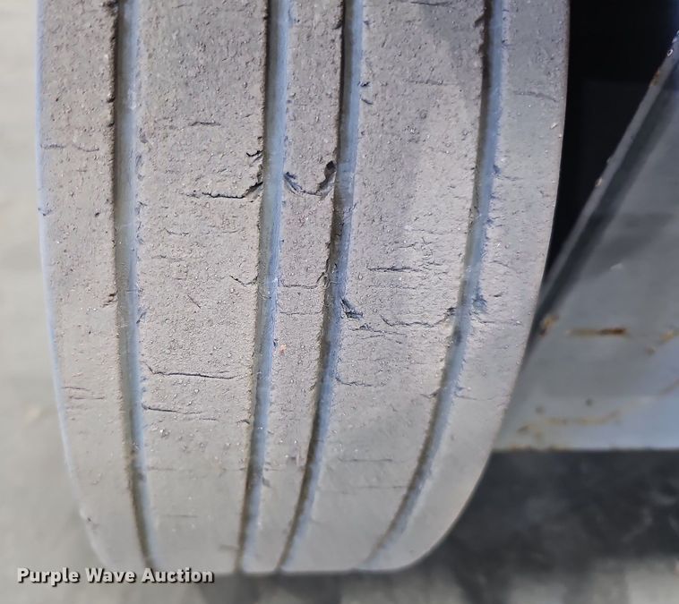 image for item MH9478 2016 Skyjack 4626  scissor lift