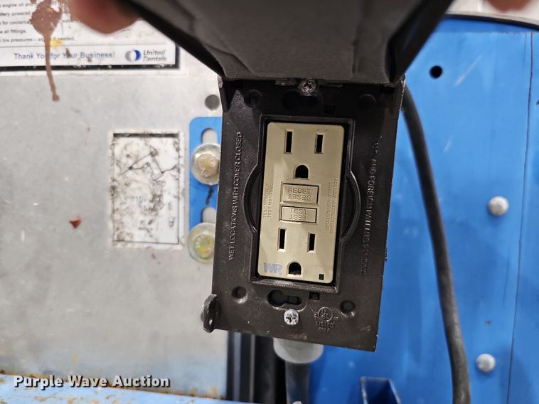 image for item MH9480 2014 Genie GR-20  vertical lift