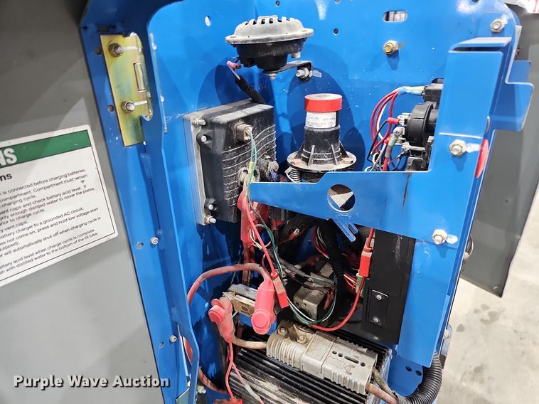 image for item MH9480 2014 Genie GR-20  vertical lift