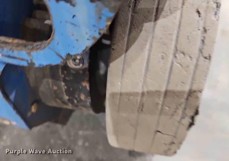 image for item MH9480 2014 Genie GR-20  vertical lift