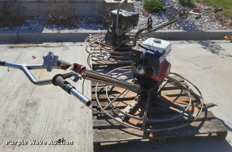 image for item MI9800 (3) concrete trowels