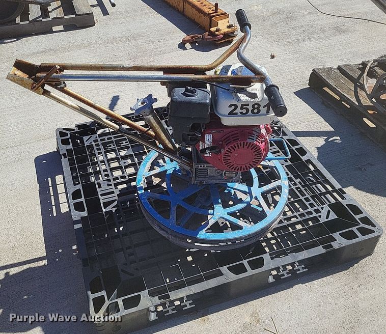 image for item MI9800 (3) concrete trowels