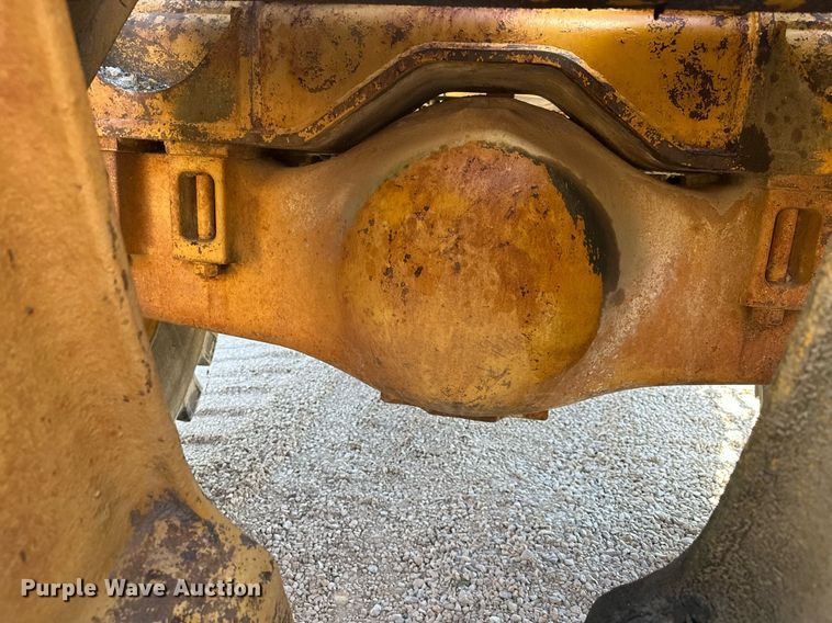 image for item MQ9317 1982 Caterpillar 980C  wheel loader