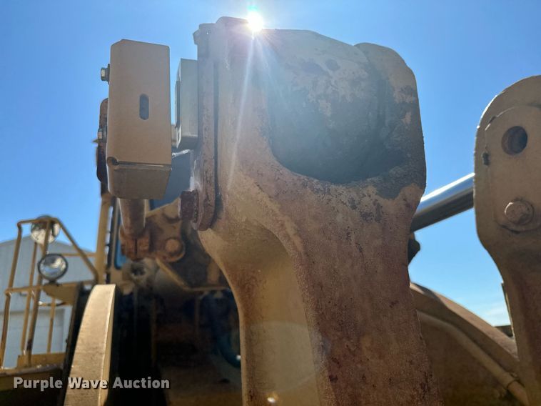 image for item MQ9317 1982 Caterpillar 980C  wheel loader