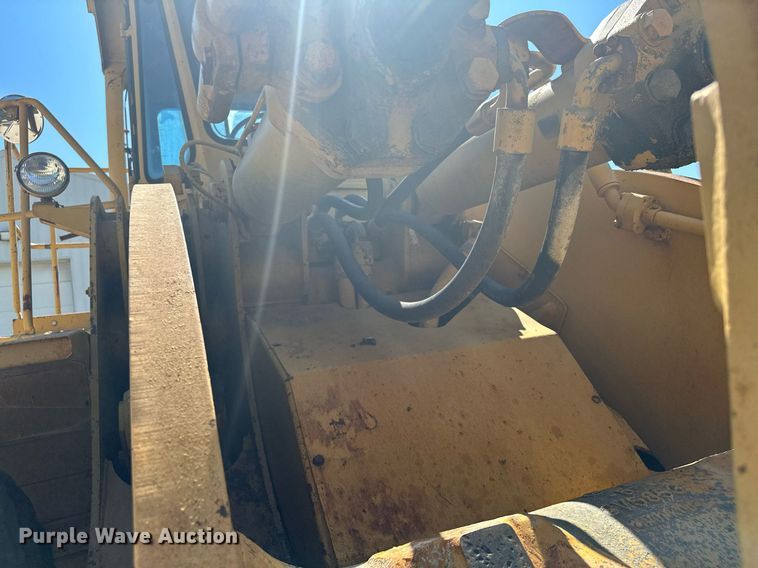 image for item MQ9317 1982 Caterpillar 980C  wheel loader