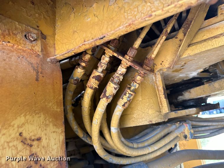 image for item MQ9317 1982 Caterpillar 980C  wheel loader