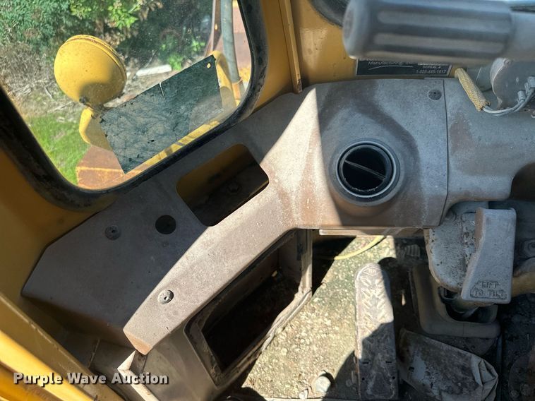 image for item MQ9317 1982 Caterpillar 980C  wheel loader