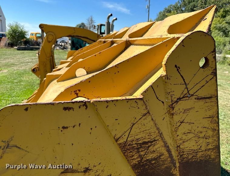 image for item MQ9320 132" W wheel loader bucket
