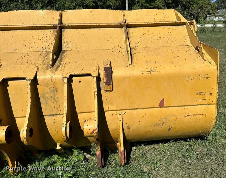 image for item MQ9320 132" W wheel loader bucket