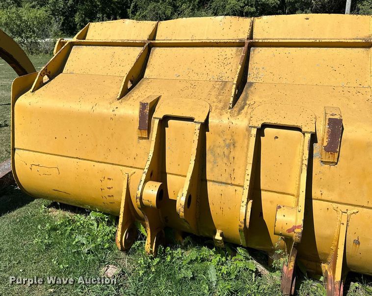 image for item MQ9320 132" W wheel loader bucket