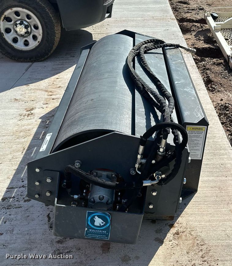 image for item MQ9440 Wolverine  60" W skid steer vibratory roller