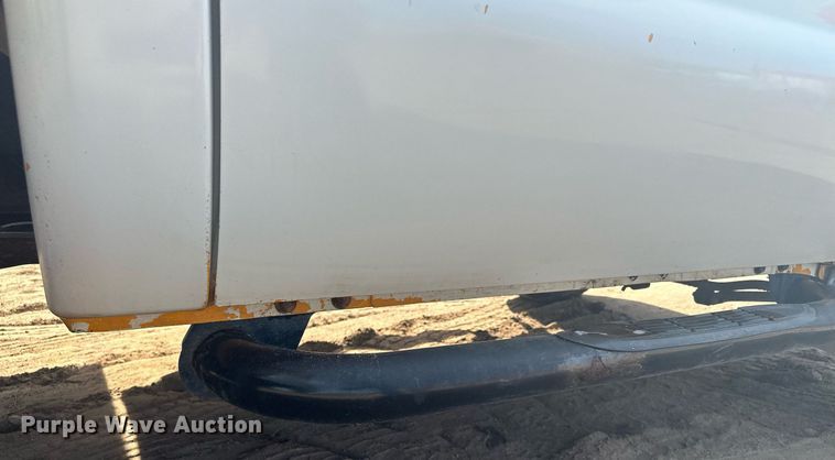 image for item MQ9441 2000 Ford F450 Super Duty  utility / service truck