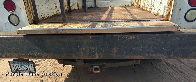 image for item MQ9441 2000 Ford F450 Super Duty  utility / service truck
