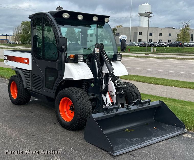 image for item MQ9475 2014 Bobcat 5600  utility vehicle