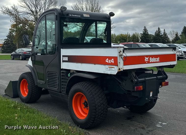 image for item MQ9475 2014 Bobcat 5600  utility vehicle