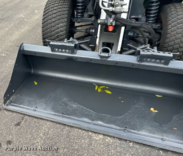 image for item MQ9475 2014 Bobcat 5600  utility vehicle