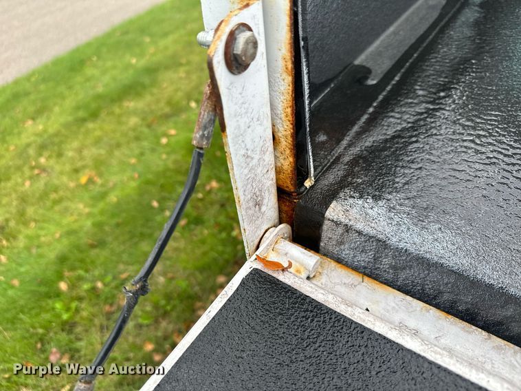 image for item MQ9475 2014 Bobcat 5600  utility vehicle