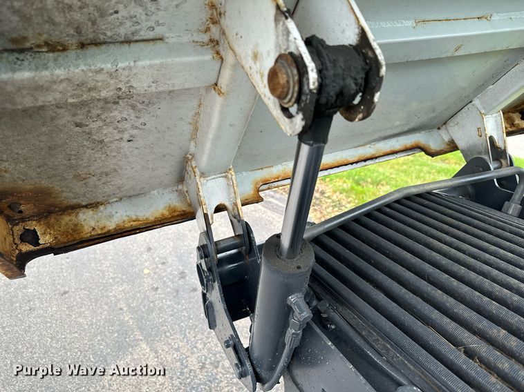 image for item MQ9475 2014 Bobcat 5600  utility vehicle