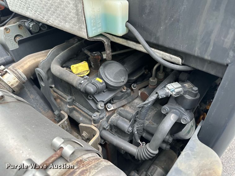 image for item MQ9475 2014 Bobcat 5600  utility vehicle